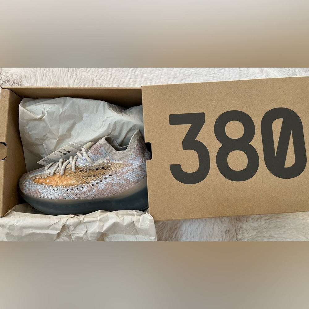 Yeezy boost 380